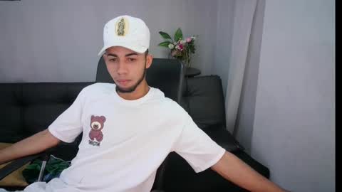Snapshot of jhon_malo chatting on January 31, 2025, 2:37 am jhon_malo online show from January 31, 2025, 2:37 am
