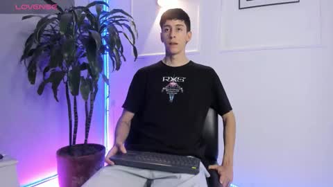 Jhon online show from November 12, 2025, 2:01 am