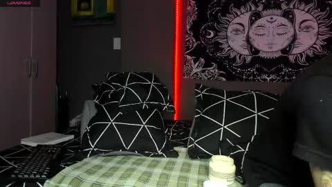 jhonny_ackerman online show from April 14, 2026, 7:58 am