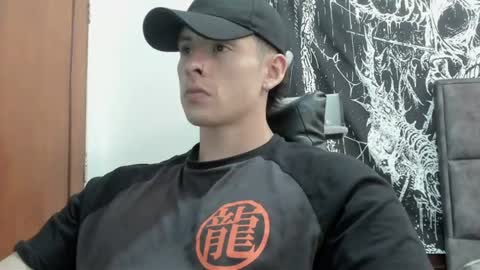 Jhonaiker online show from August 7, 2026, 8:33 pm