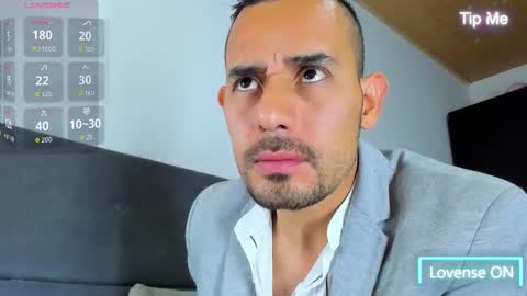 Jhony Alzate online show from October 6, 2025, 1:47 am