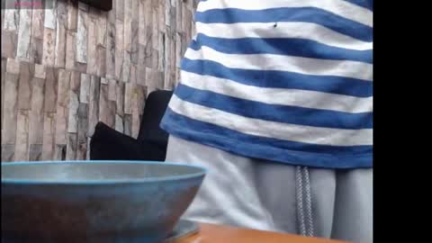 Snapshot of jhosuamoore2 chatting on November 5, 2025, 12:32 am jhosuamoore2 online show from November 5, 2025, 12:32 am