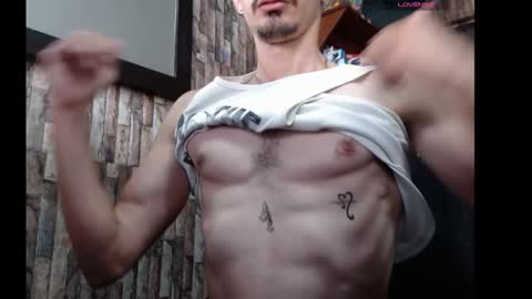 jhosuamoore2 online show from April 10, 2026, 8:24 pm