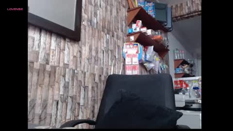 jhosuamoore2 online show from May 25, 2026, 11:49 am