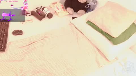 Hello iam hoxy ready to get wet online show from October 5, 2025, 5:06 am