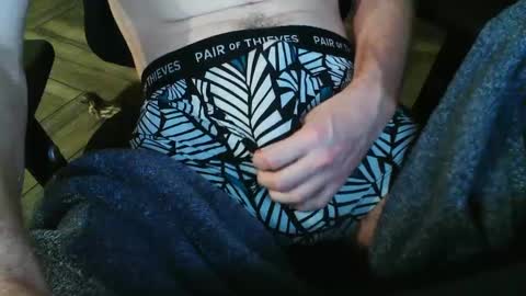 Snapshot of jhurt354 chatting on September 28, 2025, 4:07 am Hungone online show from September 28, 2025, 4:07 am