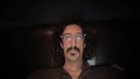 Snapshot of jiggz1986 chatting on February 10, 2026, 5:22 am Jigz1986 online show from February 10, 2026, 5:22 am