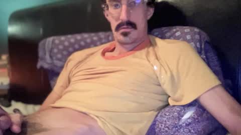 Snapshot of jiggz1986 chatting on February 14, 2026, 10:17 pm Jigz1986 online show from February 14, 2026, 10:17 pm