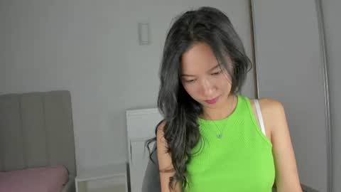 Snapshot of jiiina_ chatting on July 28, 2026, 6:20 pm Jiina online show from July 28, 2026, 6:20 pm