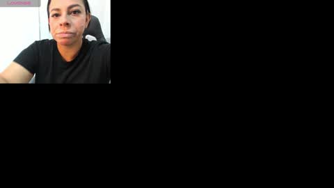 jimena  online show from December 29, 2024, 7:53 pm