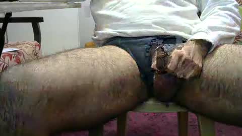 Snapshot of jimii281 chatting on April 4, 2026, 10:46 am jimii281 online show from April 4, 2026, 10:46 am