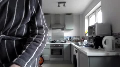 Jimmy Benido online show from April 2, 2026, 4:37 pm