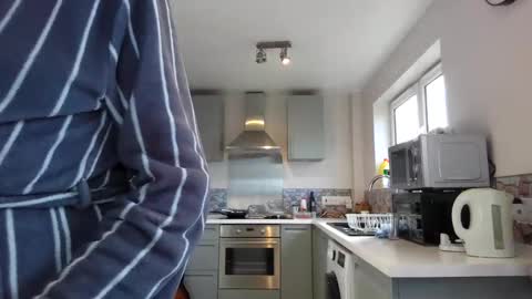 Jimmy Benido online show from April 3, 2026, 4:49 pm