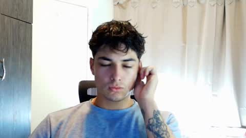 Snapshot of jimmy_classic chatting on February 11, 2026, 10:48 pm jimmy_classic online show from February 11, 2026, 10:48 pm