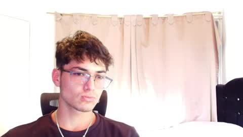 Snapshot of jimmy_classic chatting on March 3, 2026, 2:56 pm jimmy_classic online show from March 3, 2026, 2:56 pm