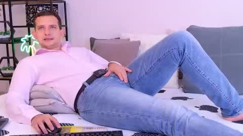 Snapshot of jimmy_doss chatting on July 25, 2026, 7:50 am Jimmy online show from July 25, 2026, 7:50 am