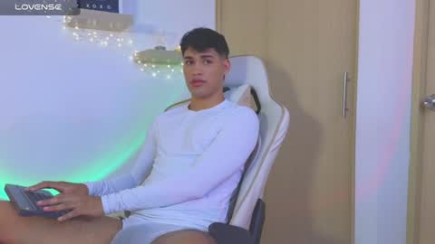 Jimmy Leeh online show from January 13, 2025, 11:38 pm