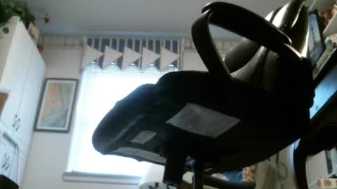 Snapshot of jimsundies chatting on February 17, 2025, 1:53 pm jimwellhung online show from February 17, 2025, 1:53 pm