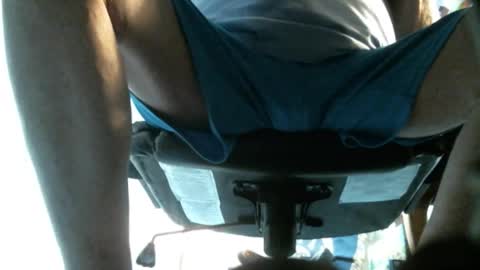 jimwellhung online show from February 5, 2026, 4:17 am