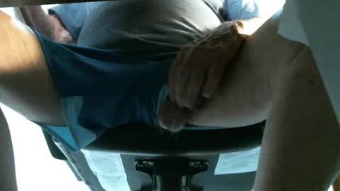 jimwellhung online show from March 19, 2026, 3:10 am