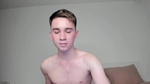 Snapshot of jimyti_bad_boy chatting on February 22, 2025, 10:31 pm jimyti_bad_boy online show from February 22, 2025, 10:31 pm