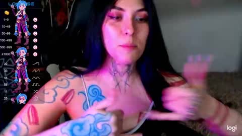 Snapshot of jinx_25 chatting on January 6, 2025, 12:48 am Jinx online show from January 6, 2025, 12:48 am