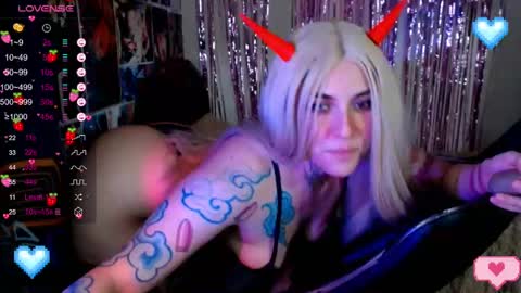 Snapshot of jinx_25 chatting on February 21, 2025, 6:40 am Jinx online show from February 21, 2025, 6:40 am