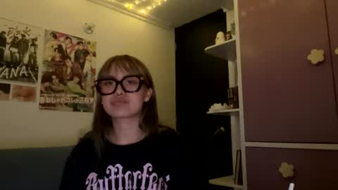 Snapshot of jinxxx_08 chatting on July 23, 2026, 4:43 am Minaa online show from July 23, 2026, 4:43 am