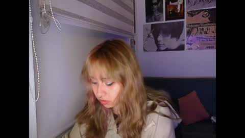 Snapshot of jinxxx_08 chatting on August 3, 2026, 4:00 am Minaa online show from August 3, 2026, 4:00 am