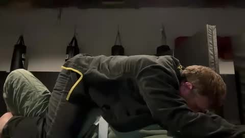 Snapshot of jitzgolfer chatting on December 27, 2024, 2:25 am jitzgolfer online show from December 27, 2024, 2:25 am