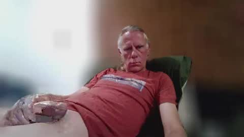 Snapshot of jizzmitten5 chatting on February 14, 2026, 2:08 am jizzmitten5 online show from February 14, 2026, 2:08 am