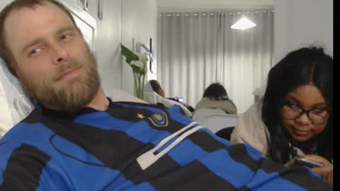 Snapshot of jjameson41 chatting on September 19, 2025, 6:41 pm JamesJan van Rebel online show from September 19, 2025, 6:41 pm