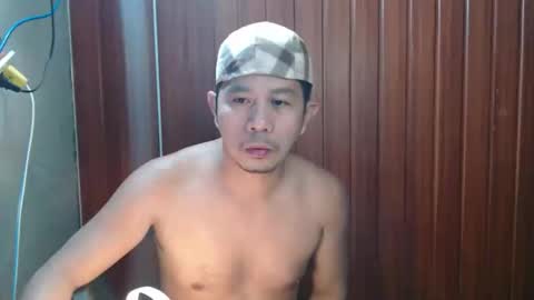 Snapshot of jjboy74472 chatting on October 3, 2025, 9:23 pm jjboy74472 online show from October 3, 2025, 9:23 pm