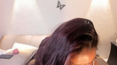 Snapshot of jjessamond chatting on April 21, 2026, 1:42 am jessy online show from April 21, 2026, 1:42 am
