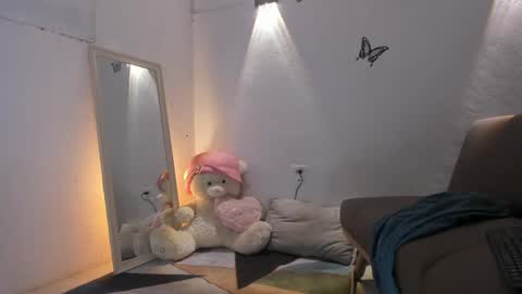 Snapshot of jjessamond chatting on May 11, 2026, 8:28 pm jessy online show from May 11, 2026, 8:28 pm