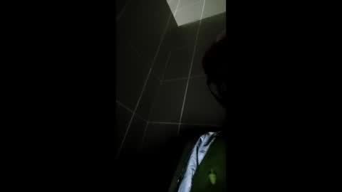 jjj963733 online show from December 21, 2025, 11:39 am