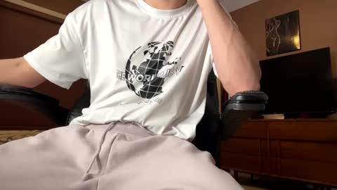 Snapshot of jjjjjfive chatting on February 13, 2025, 10:02 am jjjjjfive online show from February 13, 2025, 10:02 am