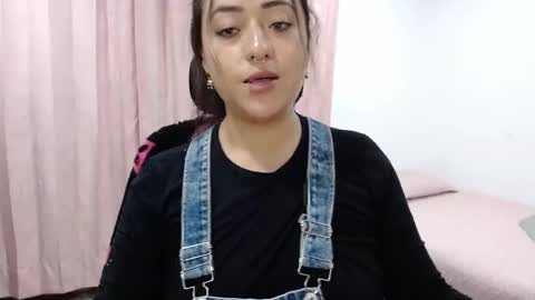 Snapshot of jjulietha95 chatting on February 13, 2025, 11:15 pm Julieta online show from February 13, 2025, 11:15 pm