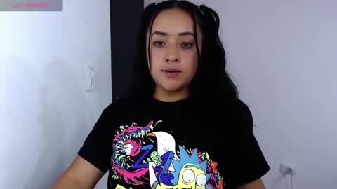 Snapshot of jjulietha95 chatting on February 27, 2025, 5:34 am Julieta online show from February 27, 2025, 5:34 am