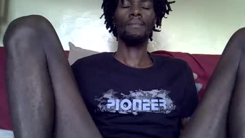 Snapshot of jkings_ chatting on October 29, 2025, 7:54 am King online show from October 29, 2025, 7:54 am