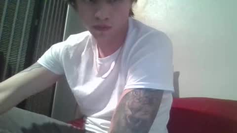 jl895551 online show from September 22, 2025, 7:05 pm