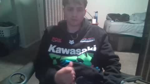 jl895551 online show from October 8, 2025, 7:33 pm