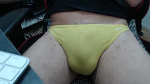 Snapshot of jlouis759 chatting on February 13, 2025, 6:59 pm jlouis759 online show from February 13, 2025, 6:59 pm