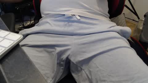 Snapshot of jlouis759 chatting on October 26, 2025, 12:44 pm jlouis759 online show from October 26, 2025, 12:44 pm