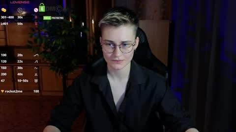 J online show from April 18, 2026, 7:58 pm