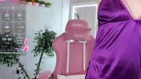 joann_shermann online show from August 3, 2026, 1:15 am