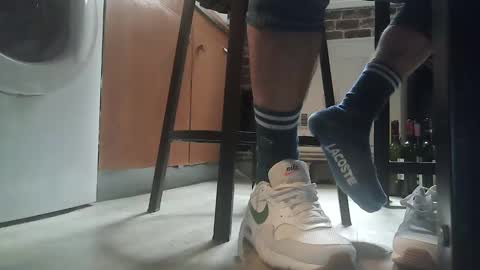 GUILLAUME feet and socks online show from January 28, 2025, 10:23 am