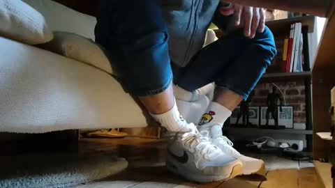 Snapshot of jobbeduval chatting on February 5, 2025, 9:57 am GUILLAUME feet and socks online show from February 5, 2025, 9:57 am