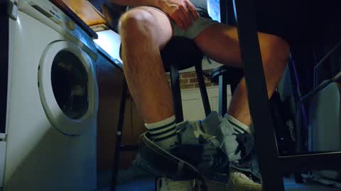 GUILLAUME feet and socks online show from March 5, 2025, 5:39 pm