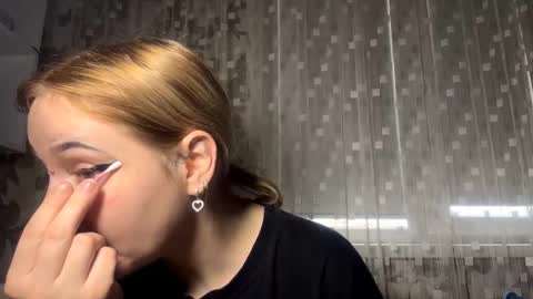 Snapshot of joeannfurgison chatting on February 17, 2026, 8:55 am Aurora online show from February 17, 2026, 8:55 am